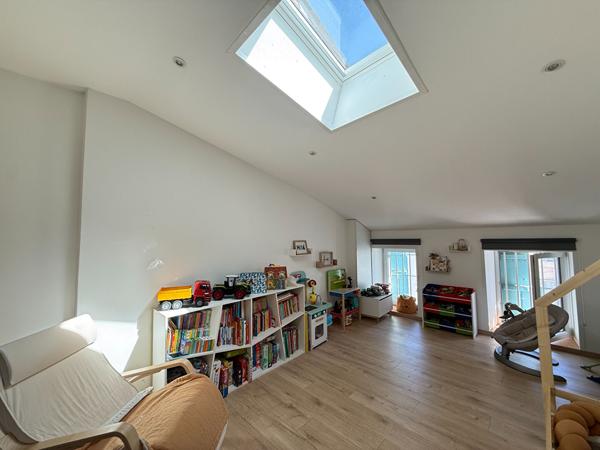 47110 SAINTE LIVRADE SUR LOT Maison de ville rénovée à Ste Livrade