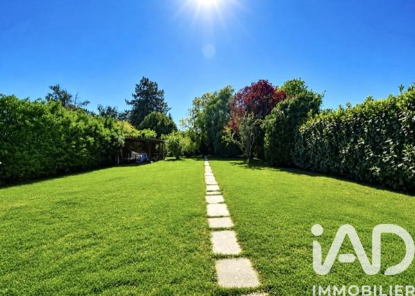 Maison à vendre 4 pièces 73 m² Villeneuve-Saint-Denis