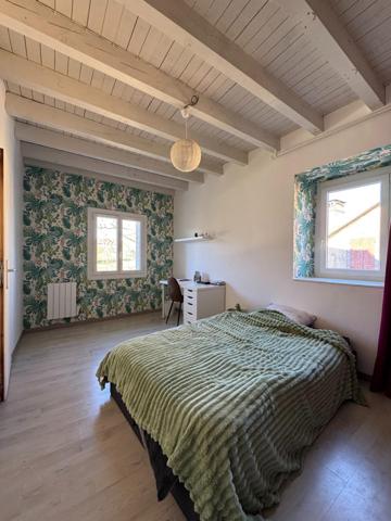 Belle demeure de charme meublée de 180m² / jardin