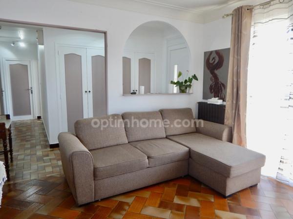 Maison individuelle de 7 pièces PERIGUEUX (24).