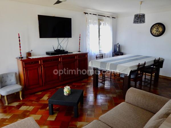 Maison individuelle de 7 pièces PERIGUEUX (24).