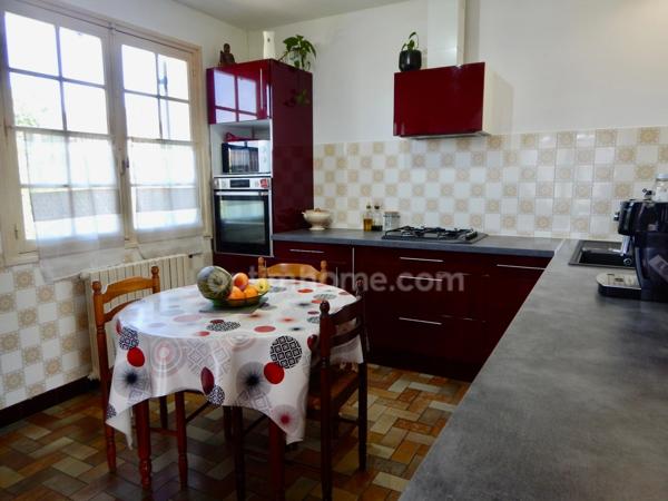 Maison individuelle de 7 pièces PERIGUEUX (24).