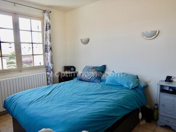 Maison individuelle de 7 pièces PERIGUEUX (24).