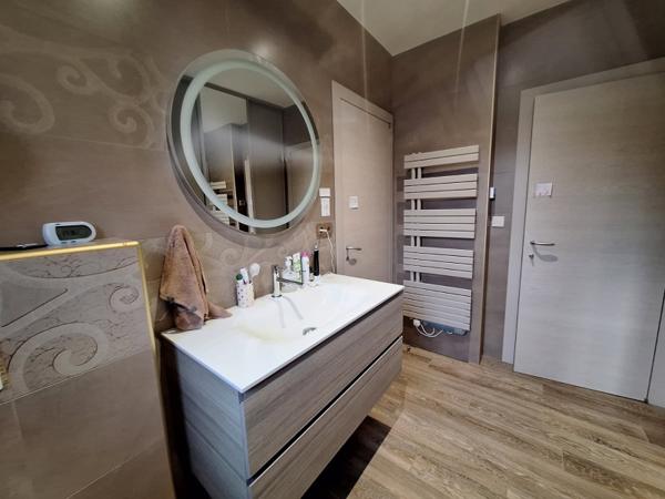 Villa contemporaine T5 récente 230 M2 proche d' AJACCIO  Mezzavia (20167)