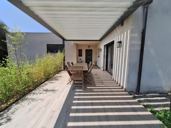 Villa contemporaine T5 récente 230 M2 proche d' AJACCIO  Mezzavia (20167)