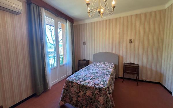 Maison à vendre    5 pièces •  Château-Arnoux-Saint-Auban