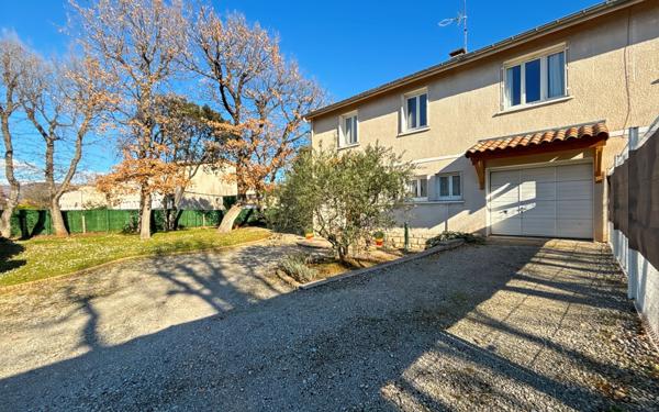 Maison à vendre    5 pièces •  Château-Arnoux-Saint-Auban