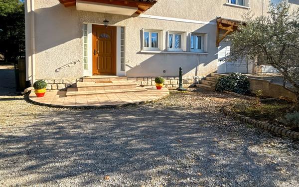 Maison à vendre    5 pièces •  Château-Arnoux-Saint-Auban