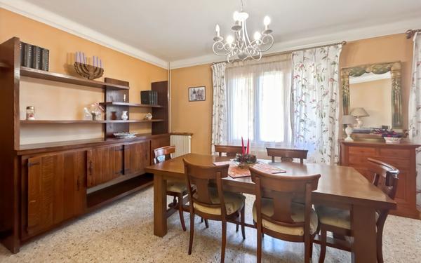 Maison à vendre    5 pièces •  Château-Arnoux-Saint-Auban
