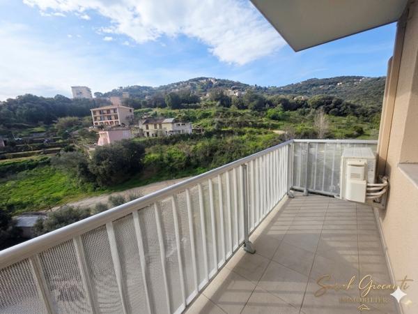 Appartement à AJACCIO (20000)