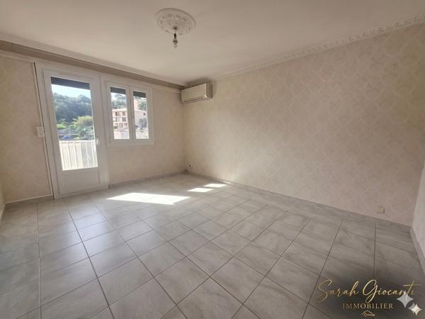 Appartement à AJACCIO (20000)