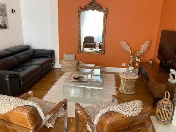 Maison à LUCON, 85400 - 8 pièces 205m²