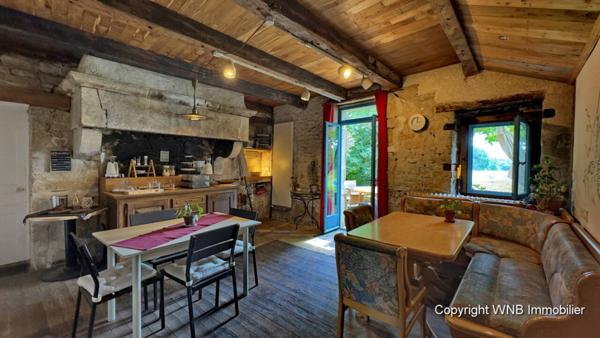 Bien immobilier à vendre 13 pièces de 414 m²