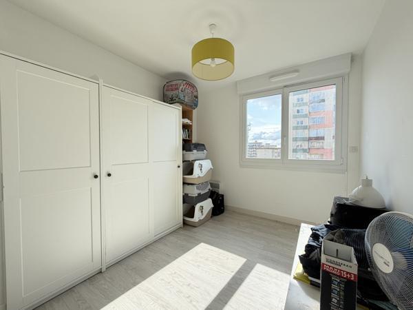 Appartement T3 à vendre Brest Strasbourg – 60 m² avec balcon et cave