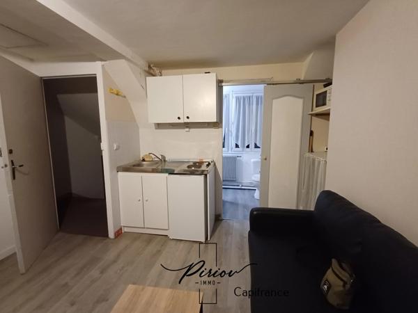 Appartement T1, proximité gare Sncf, traversant, LIBRE