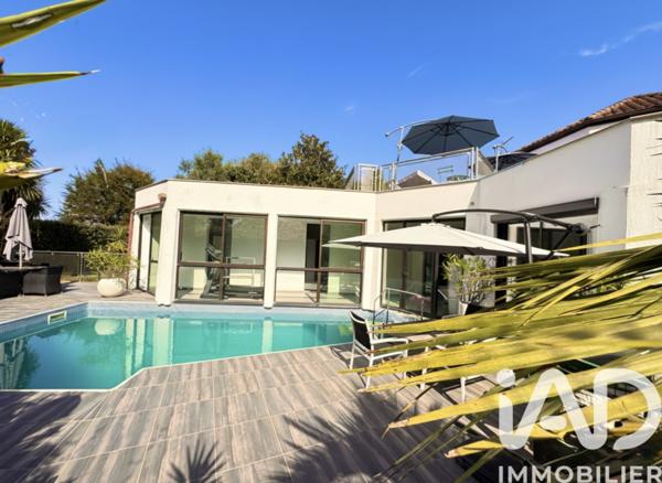 Maison à vendre 6 pièces 220 m² Dax