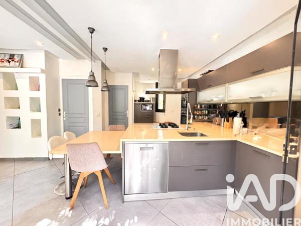 Maison à vendre 6 pièces 220 m² Dax