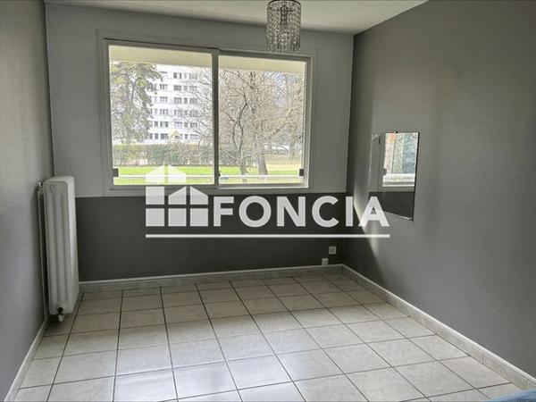 Location Appartement 4 pièces 72.82 m² - 110 AVENUE MARCEL CACHIN Saint Martin D'heres 38400