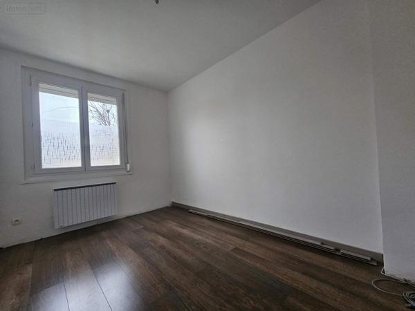 Maison à louer à Replonges dans l'Ain (01750), ref : 008/2373