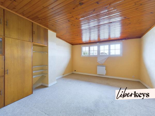 Très grande maison aux opportunités uniques au cœur de Bagneux