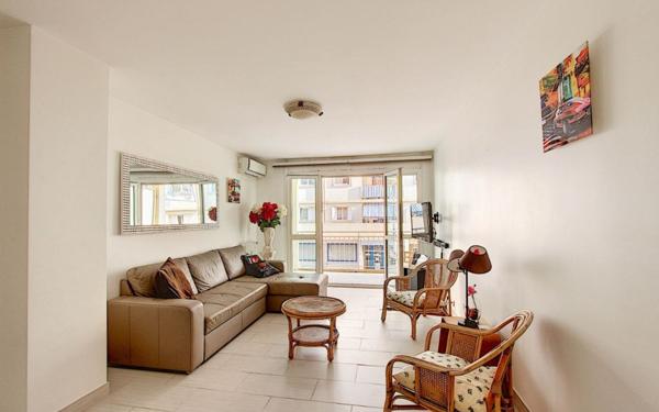 Appartement à vendre    3 pièces •  Juan-les-Pins - Antibes