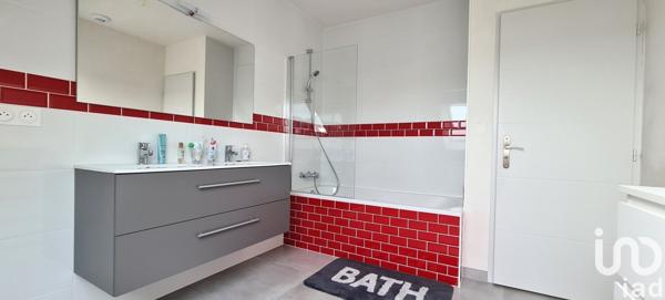 Maison 5 pièces de 110 m² à Marzan (56130)