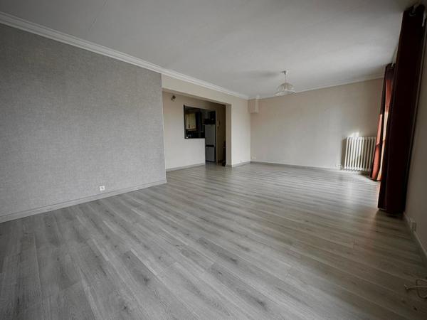 Appartement Chartres 3 pièces 65 m2 - Balcon et stationnement