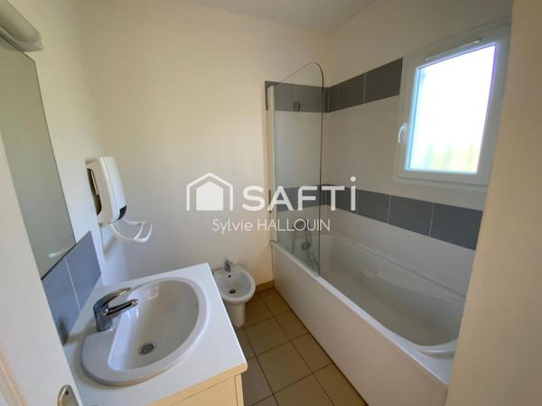 Appartement T3 bord de mer 46m², terrasse, parking