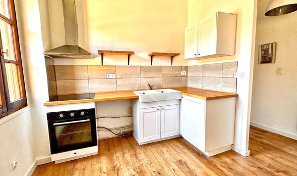 APPARTEMENT TYPE 4 RENOVE VUE MONT D'OR AU CENTRE VILLE AVEC CAVE