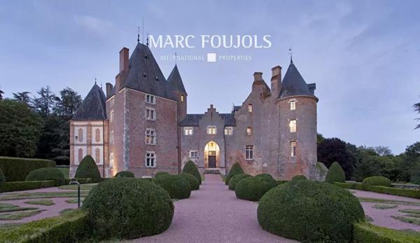 SOLOGNE – château en parfait état, parc 18 HA – 1h45 de Paris