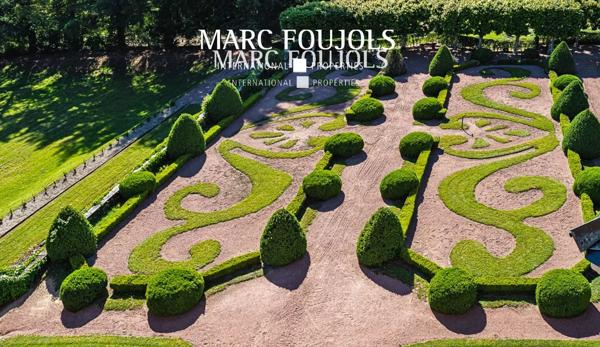 SOLOGNE – château en parfait état, parc 18 HA – 1h45 de Paris