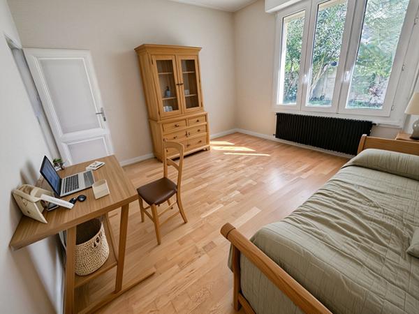 Maison plain pied  6 pièces à  Bordeaux- Caudéran