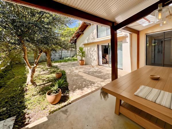 Maison plain pied  6 pièces à  Bordeaux- Caudéran