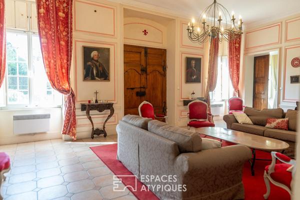 Grandeur et perspectives: château de caractère avec piscine et dépendances