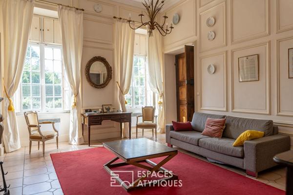 Grandeur et perspectives: château de caractère avec piscine et dépendances