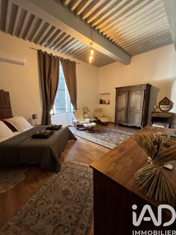 Maison à vendre 10 pièces 245 m² Orange