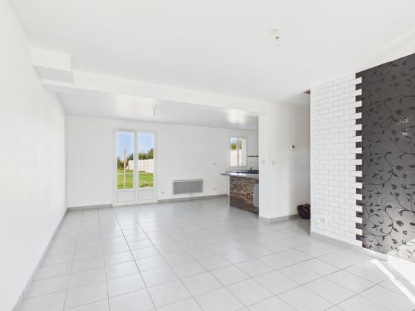 Maison à BROUCHY (80400)