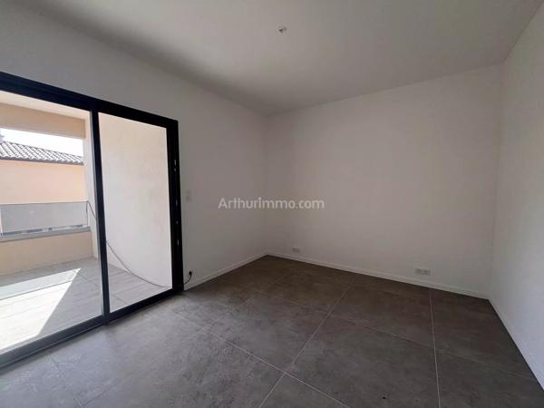 Vente                                                      Appartement
                        
                     3 pièces                      53 m2                     à Grosseto-Prugna