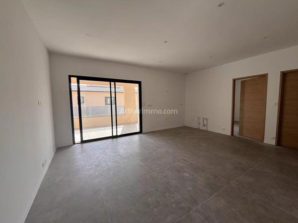 Vente                                                      Appartement
                        
                     3 pièces                      53 m2                     à Grosseto-Prugna