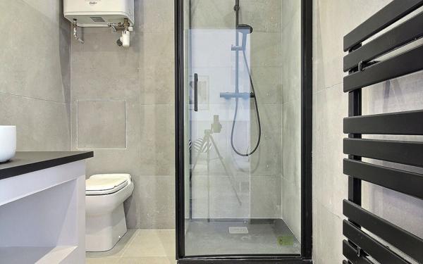 Appartement à vendre    2 pièces •  Marseille 7