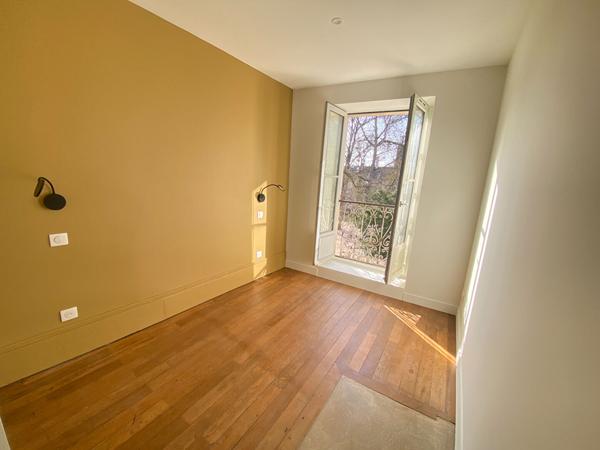 Appartement Dijon 3 pièce(s) 62m2 Carrez - 74m² au sol