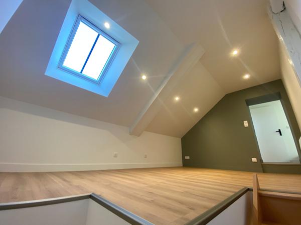 Appartement Dijon 3 pièce(s) 62m2 Carrez - 74m² au sol