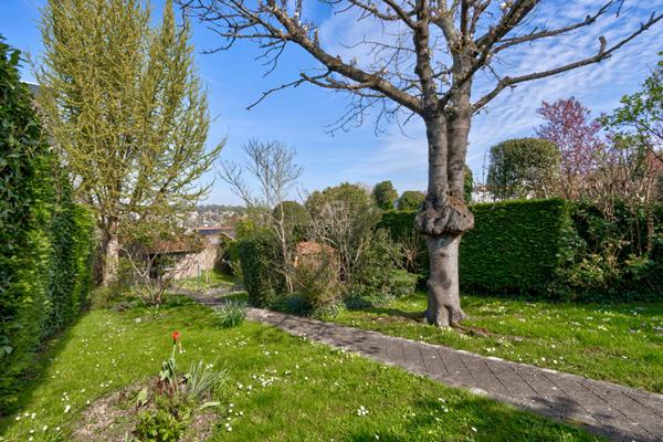 SEVRES RIVE GAUCHE - MAISON DE CHARME 1 350 000 € ** - Référence 580-S