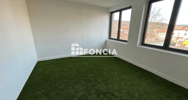 Location Appartement 3 pièces 81.92 m² - Boën-sur-lignon 42130