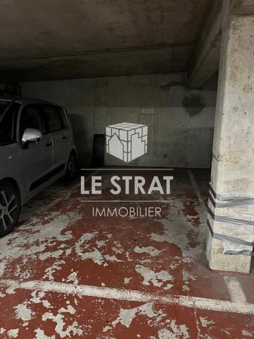 PARKING A LOUER CAEN