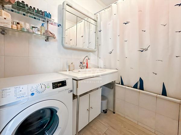 Appartement Creteil 2 pièce(s) de 51.26 avec balcon / terrasse et place de parking