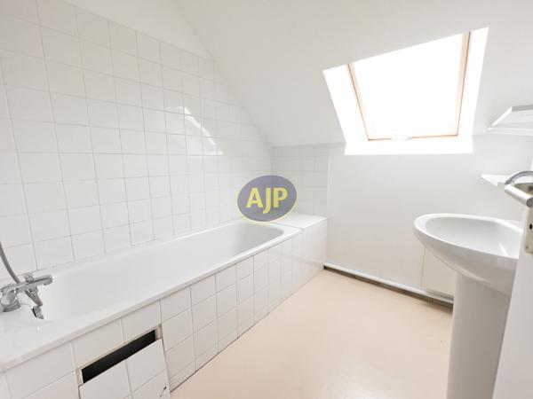 Location appartement Bubry : 546 € - AJP Immobilier Pontivy