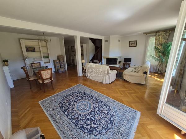 Maison Fourqueux 7 pièce(s) 840 000 € **  - Référence  18484