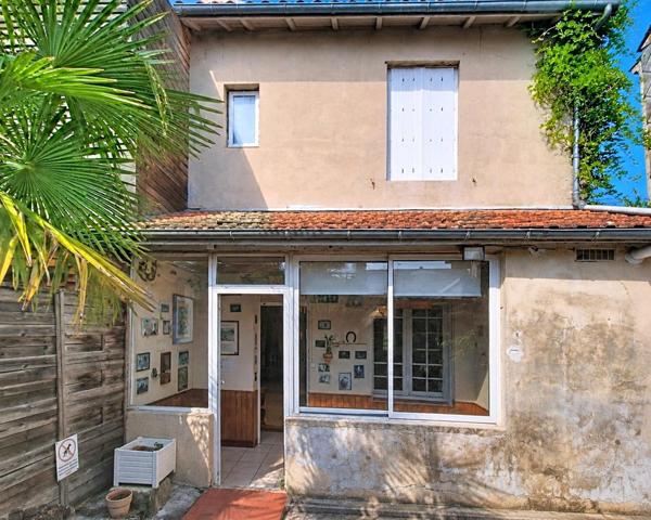 PARC BORDELAIS MAISON EN PIERRE A RENOVER
