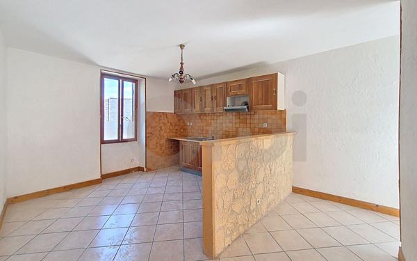 Maison à vendre    7 pièces •  Terrasson-Lavilledieu